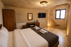 Kayaharman Cave Suites