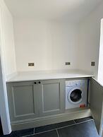 Quaint Cornish Cottage in Idyllic Location