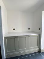 Quaint Cornish Cottage in Idyllic Location