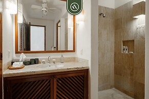 Punta Ixtapa PH6 in Guerrero