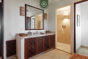 Punta Ixtapa PH6 in Guerrero