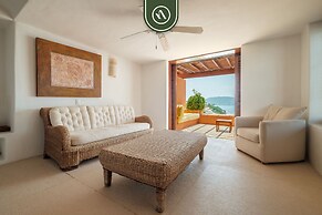 Punta Ixtapa PH6 in Guerrero