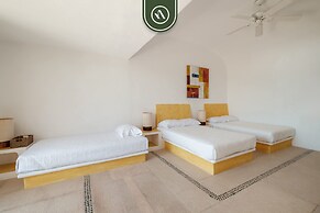 Punta Ixtapa PH6 in Guerrero