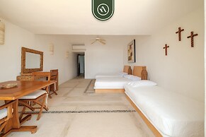 Punta Ixtapa PH6 in Guerrero