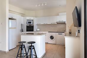 Phaedrus Living: Paphos Old Town Seaview Flat