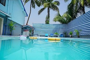 Holiday Beach Resort