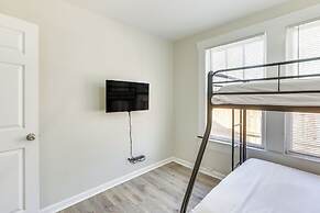 Pet-friendly Birmingham Home: 7 Mi to Downtown!