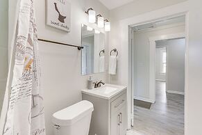 Pet-friendly Birmingham Home: 7 Mi to Downtown!