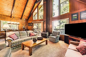 Arnold Cabin: Beach Access, Furnished Deck & Grill