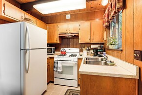 Beach Access, Furnished Deck & Grill: Arnold Cabin