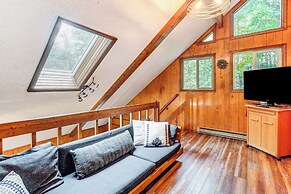 Swim, Hike & Explore: Pocono Retreat at Pine Loch