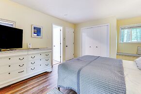 Swim, Hike & Explore: Pocono Retreat at Pine Loch