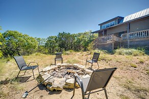 Dog-friendly Cabin w/ Fire Pit in Johnson City!