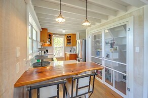 Dog-friendly Cabin w/ Fire Pit in Johnson City!