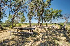 Dog-friendly Cabin w/ Fire Pit in Johnson City!