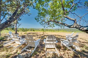 Dog-friendly Cabin w/ Fire Pit in Johnson City!