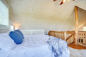 Dog-friendly Cabin w/ Fire Pit in Johnson City!