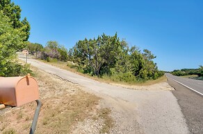 Johnson City Studio w/ Fire Pit on 25 Acres!