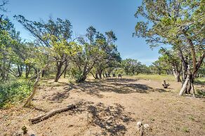 Johnson City Studio w/ Fire Pit on 25 Acres!