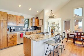 Near Ski Resort: Mtn-view Glenwood Springs Haven!