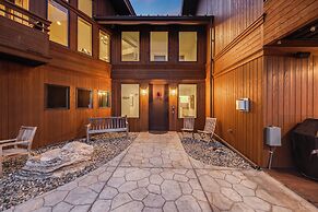 Near Ski Resort: Mtn-view Glenwood Springs Haven!