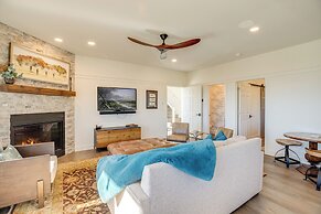 Near Ski Resort: Mtn-view Glenwood Springs Haven!