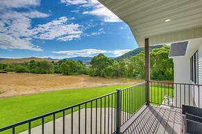 Spacious Idaho Home on Scenic Cub River!