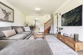 Leavens Farmstead Rural Retreat With Hot Tub