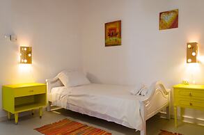 Marini Traditional Cottages