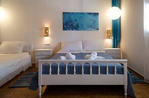 Marini Traditional Cottages