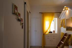 Marini Traditional Cottages