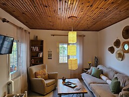 Marini Traditional Cottages