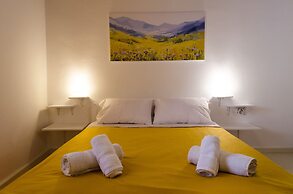 Marini Traditional Cottages