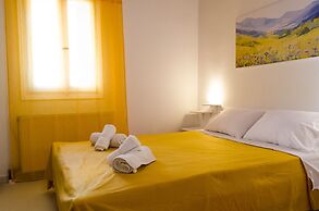 Marini Traditional Cottages