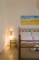 Marini Traditional Cottages