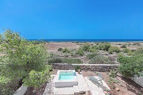 4139 Seaview Borraco by Perle di Puglia