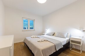 Olive Leaf - Ground Floor Apartment