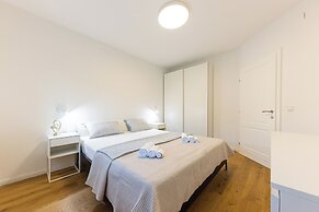 Olive Leaf - Ground Floor Apartment