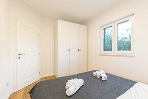 Olive Leaf - Ground Floor Apartment