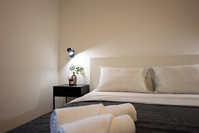 Olive Leaf - Ground Floor Apartment