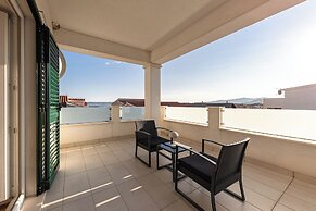Olive Leaf Kastela - Second Floor Apartment