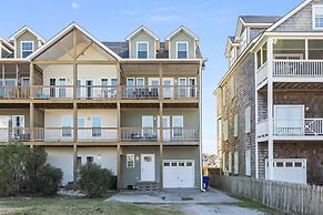 Atlantic Blue 4 Bedroom Townhouse by RedAwning