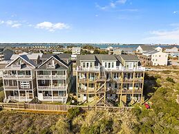 Atlantic Blue 4 Bedroom Townhouse by RedAwning