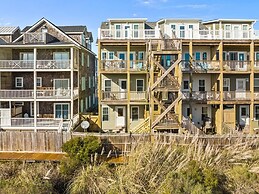 Atlantic Blue 4 Bedroom Townhouse by RedAwning