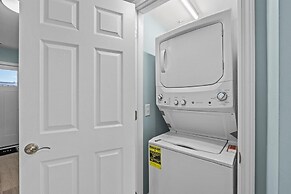 Atlantic Blue 4 Bedroom Townhouse by RedAwning