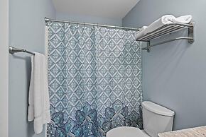 Atlantic Blue 4 Bedroom Townhouse by RedAwning