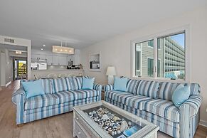 Shore Joy 3 Bedroom Condo by RedAwning