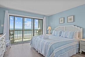 Shore Joy 3 Bedroom Condo by RedAwning