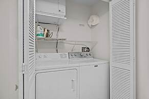 Shore Joy 3 Bedroom Condo by RedAwning