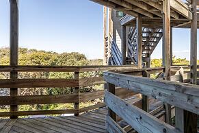 Shore Joy 3 Bedroom Condo by RedAwning